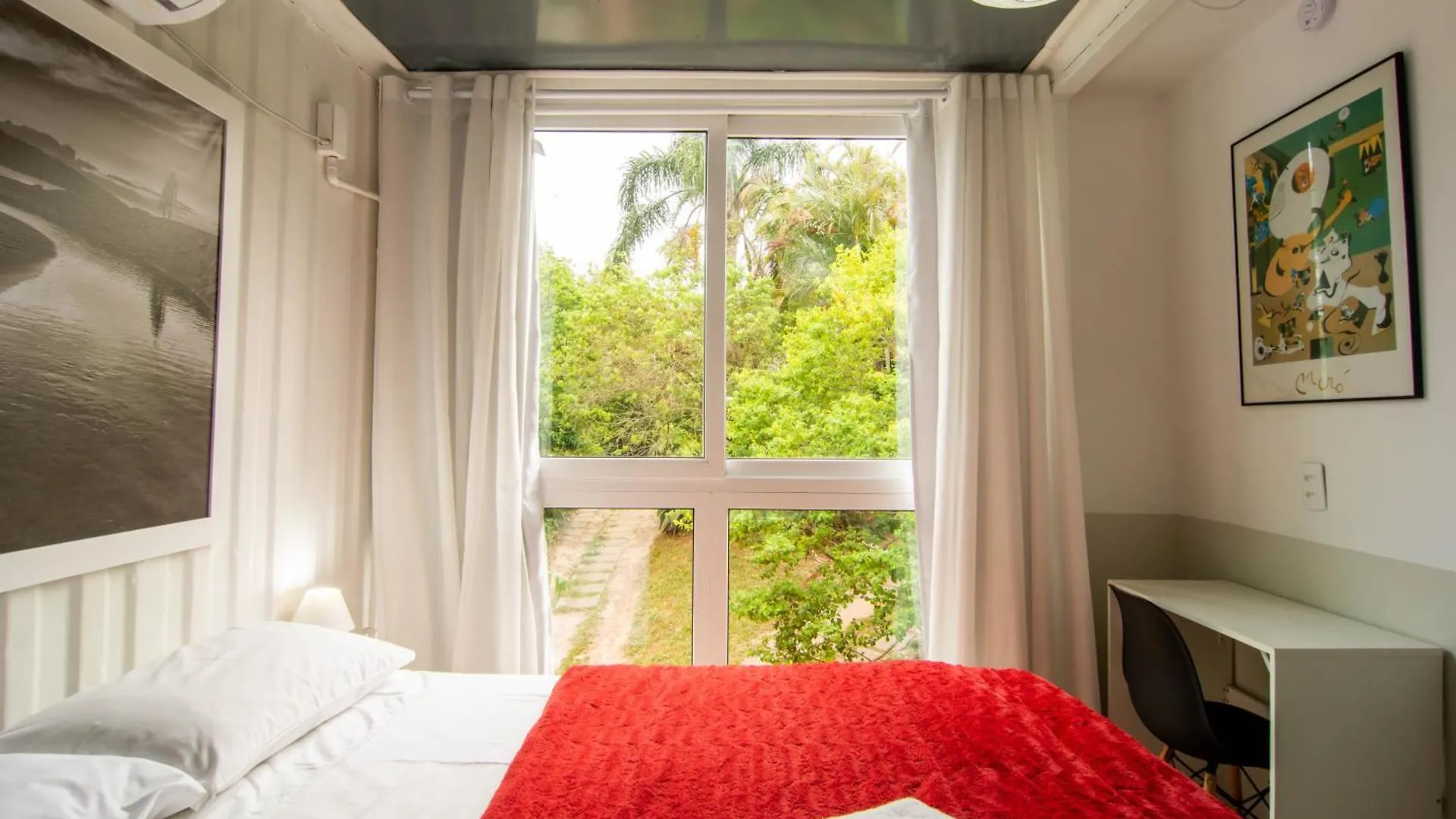 Casa de Férias Casa Container Mágica no Campeche, 15 minutos da praia Florianópolis
